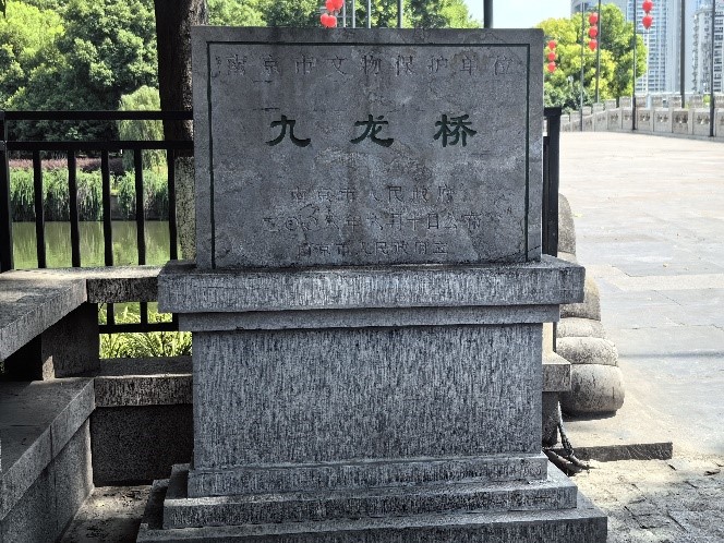 ̩Ժѧʵʷ񳯣ഺ㼣ӡ