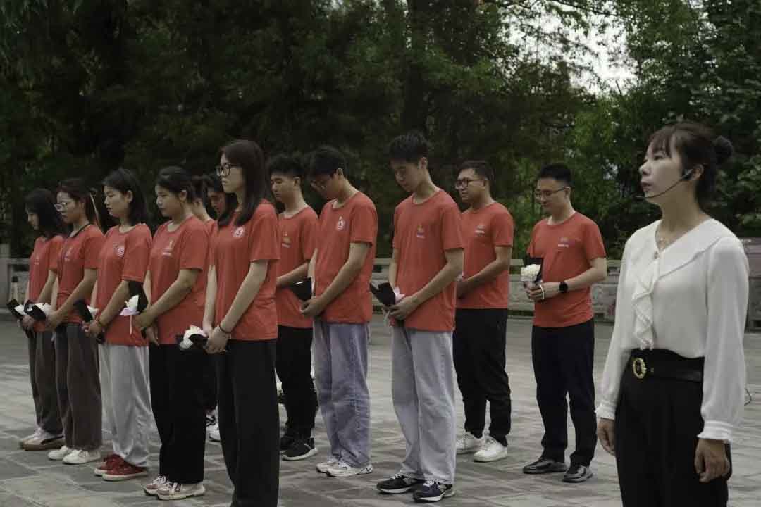 ഺ | 廳 дɫƪ